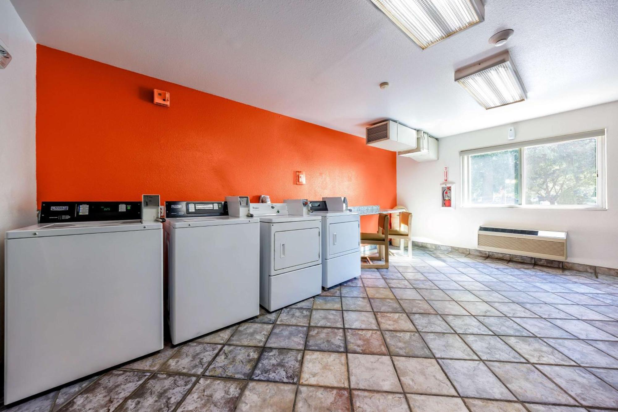 Studio 6 Seattle, Wa Sea Tac Airport South 西塔科 外观 照片